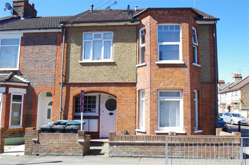 1 bed flat to rent in Harwoods Road, Watford WD18 Zoopla
