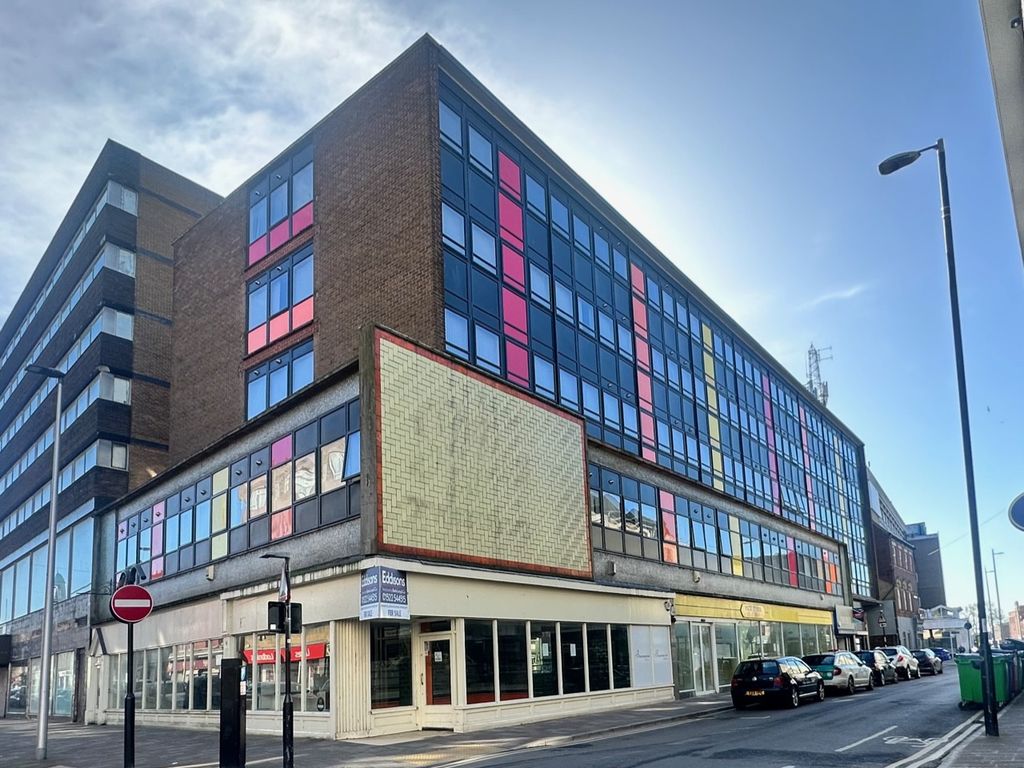 1 bed flat for sale in Hull City Centre, Yorkshire HU1, £93,000 Zoopla