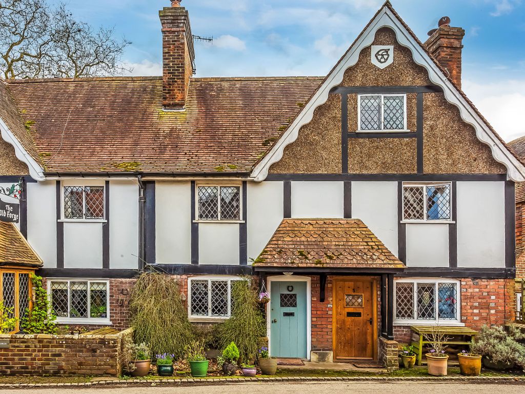 4 bed terraced house for sale in Cottage, High Street, Cowden