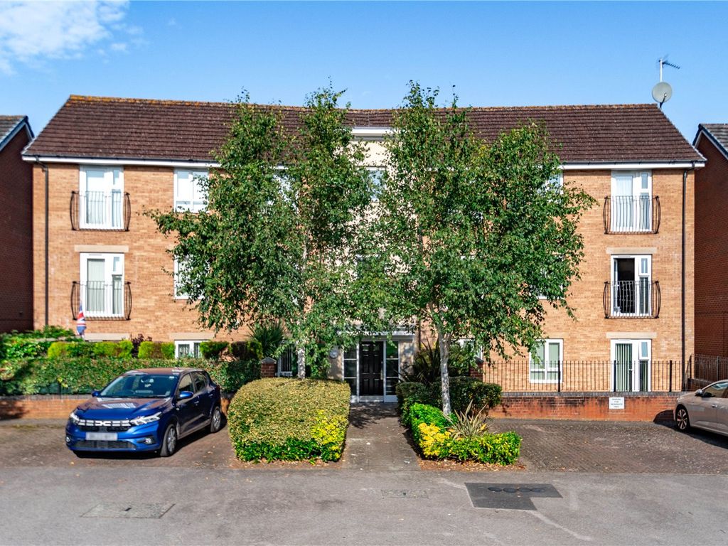 2 bed flat for sale in Harpers Road, Northfield, Birmingham, West