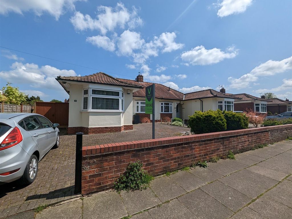 4 bed bungalow for sale in Elton Road, Darlington DL3, £300,000 Zoopla