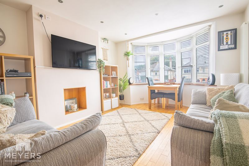 2 bed flat for sale in Huntly Mansions, 1036 Christchurch Road