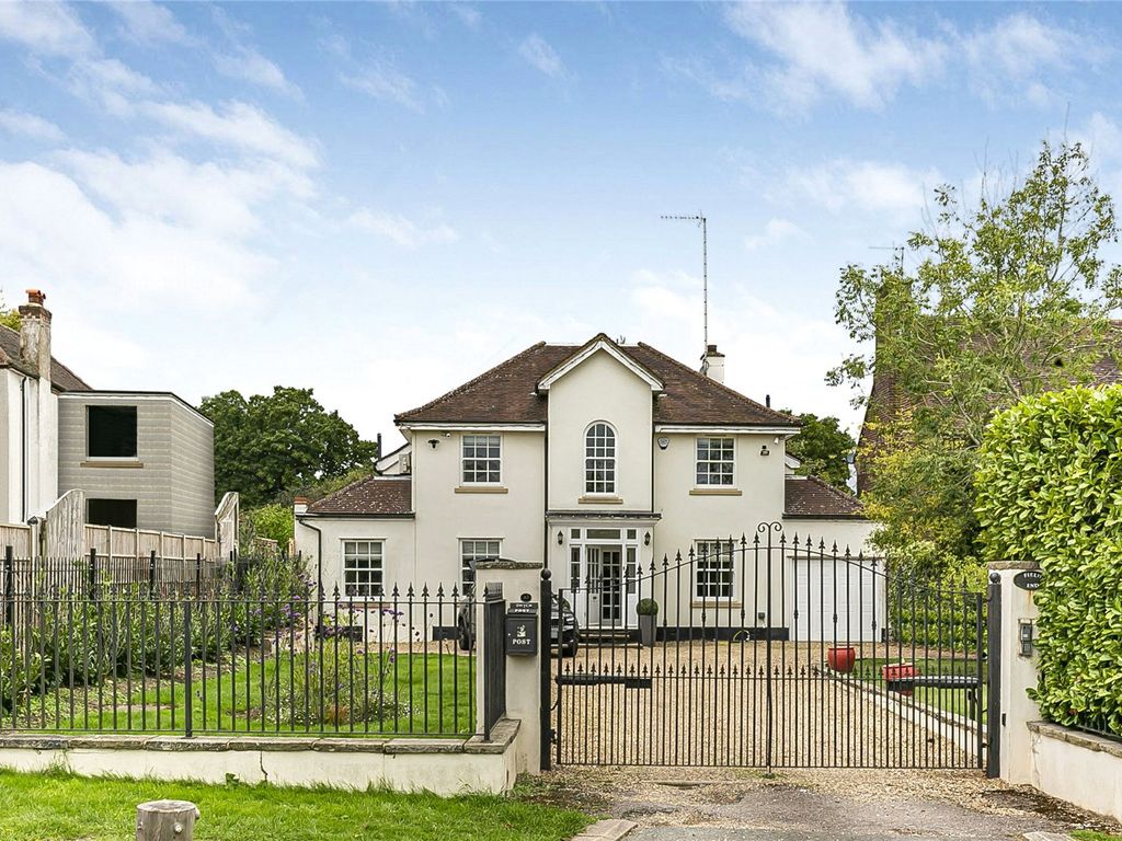 6 bed detached house for sale in Galley Lane, Arkley, Hertfordshire EN5