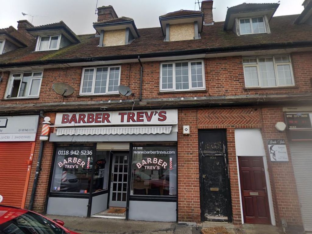 1 bed flat for sale in 934C Oxford Road, Tilehurst, Reading, Berkshire