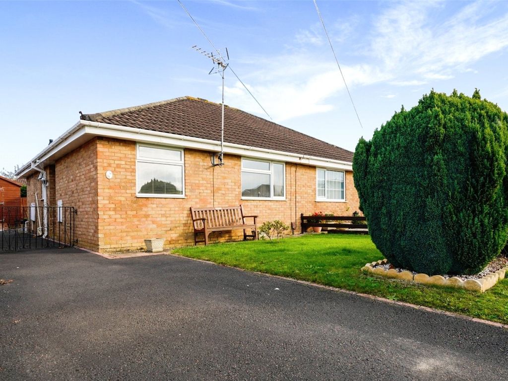 2 bed bungalow for sale in Meerstone Way, Abbeydale, Gloucester GL4