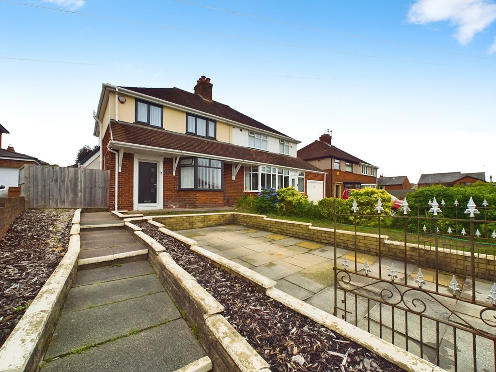 3 bed semidetached house for sale in Langdale Grove, Haresfinch, St