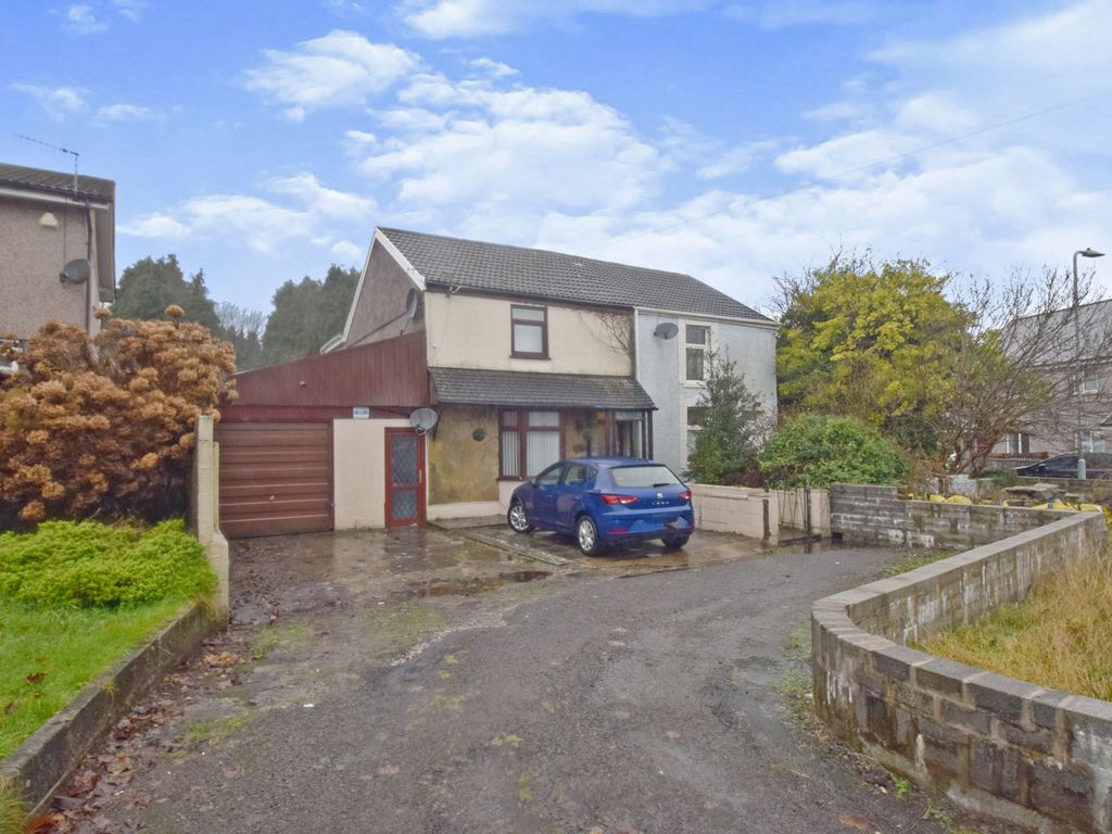 3 bed semidetached house for sale in Bush Road, Swansea SA6 Zoopla
