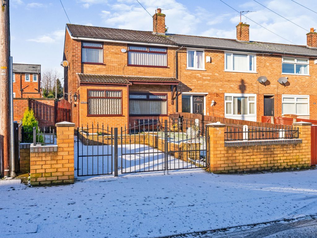 3 bed end terrace house for sale in Kimberley Avenue, Thatto Heath, St