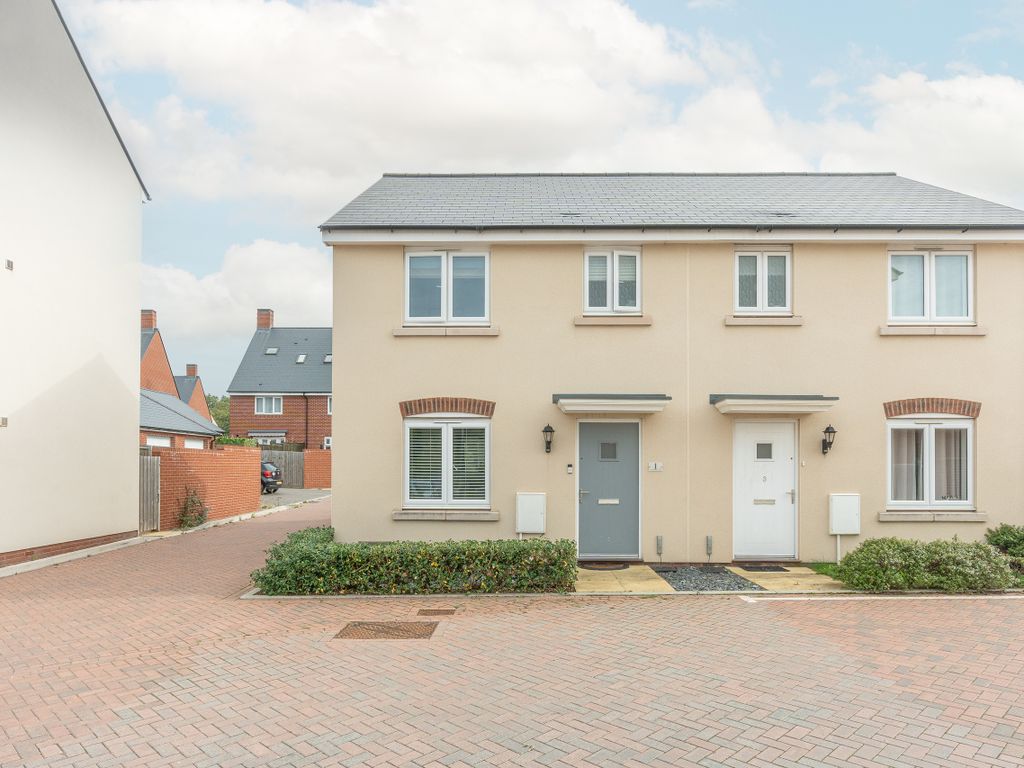 3 bed semidetached house for sale in Richard Stephens Road, Stoke