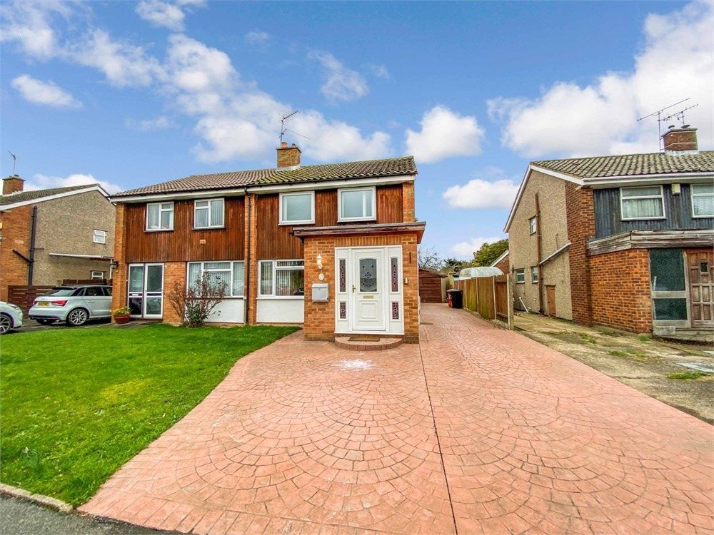 3 bed semidetached house to rent in Seacourt Road, Langley SL3 Zoopla