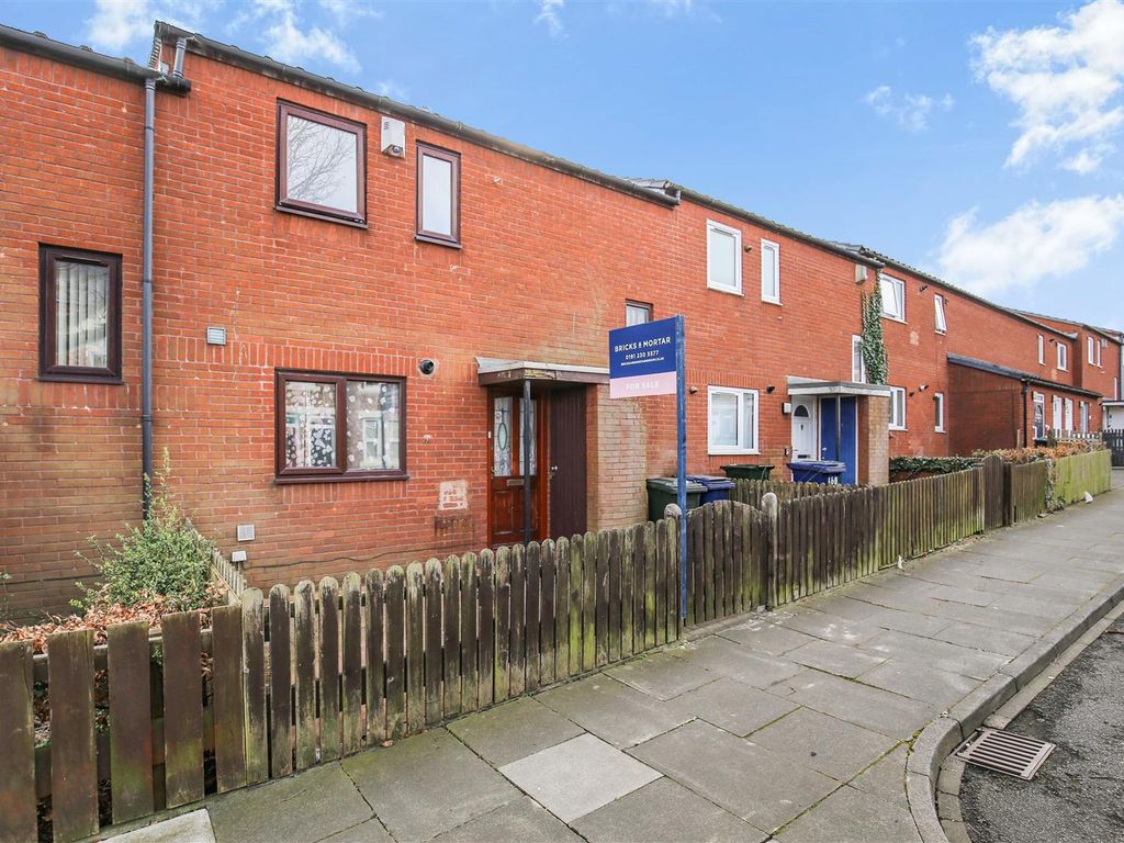 2 bed terraced house for sale in Scarborough Road, Byker, Newcastle