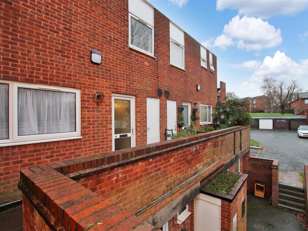 3 bed terraced house to rent in Winyates Centre, Redditch B98 Zoopla