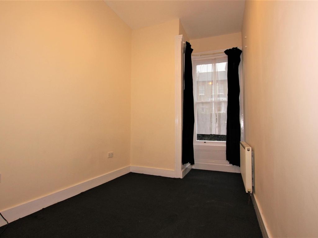 Room to rent in Dalmeny Road, London N7, £850 pcm Zoopla