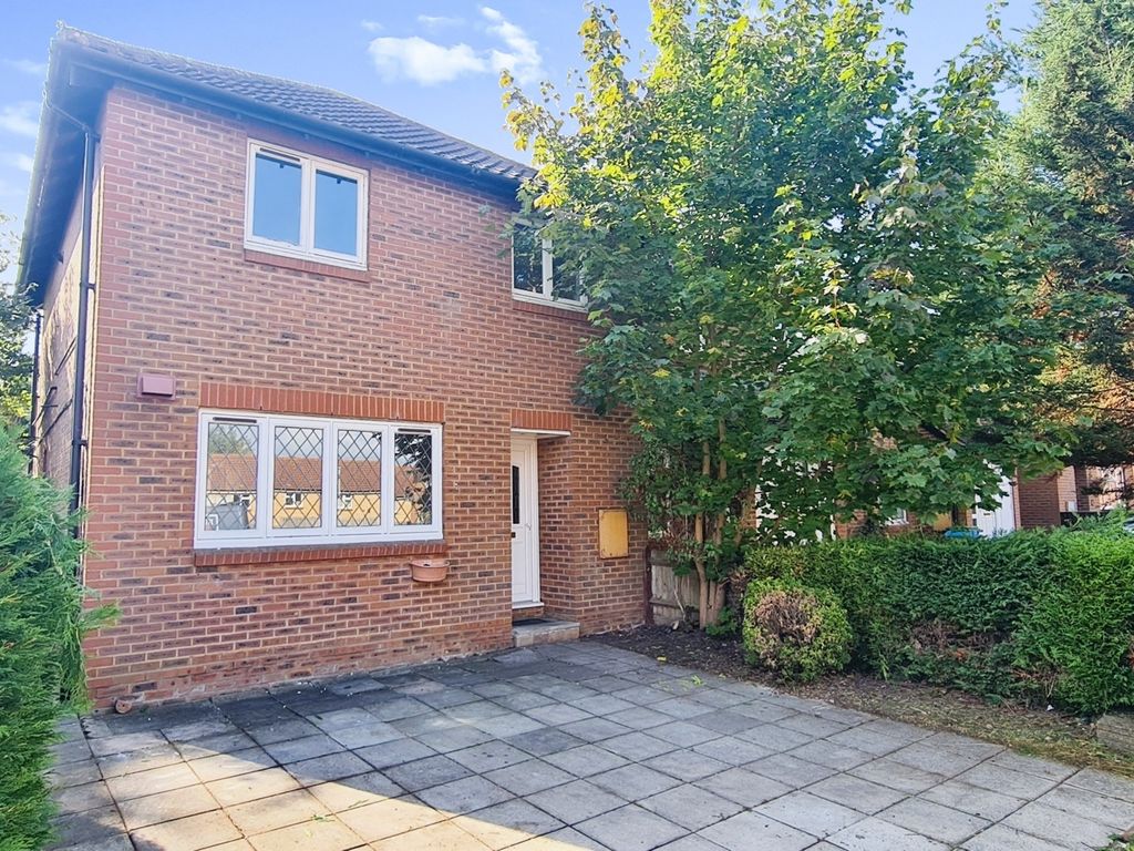 Sussex Close, Aylesbury HP19  