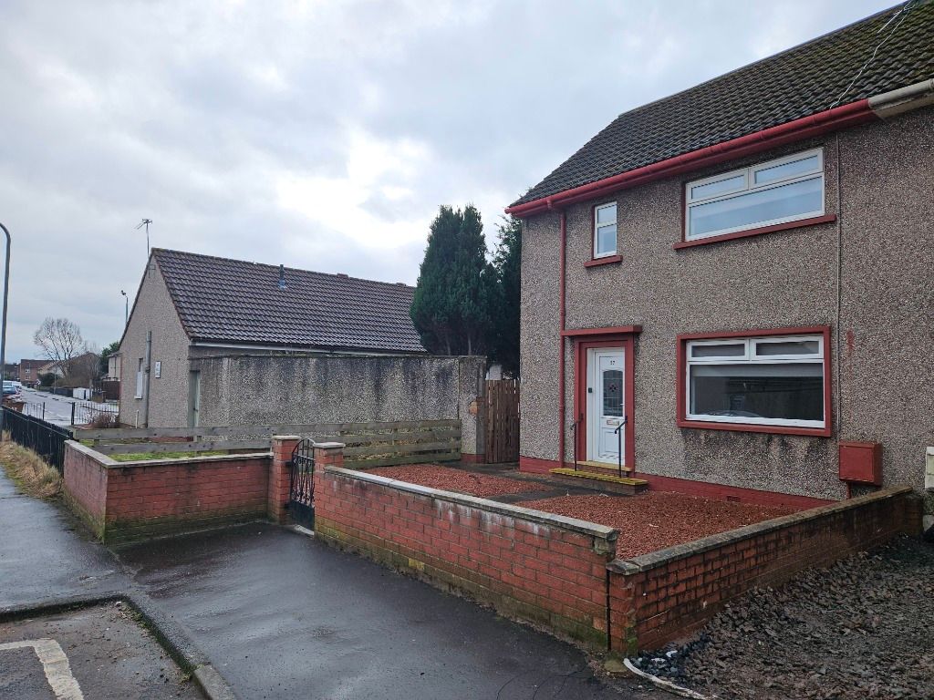 2 bed semidetached house to rent in Irvine Mains Crescent, Irvine