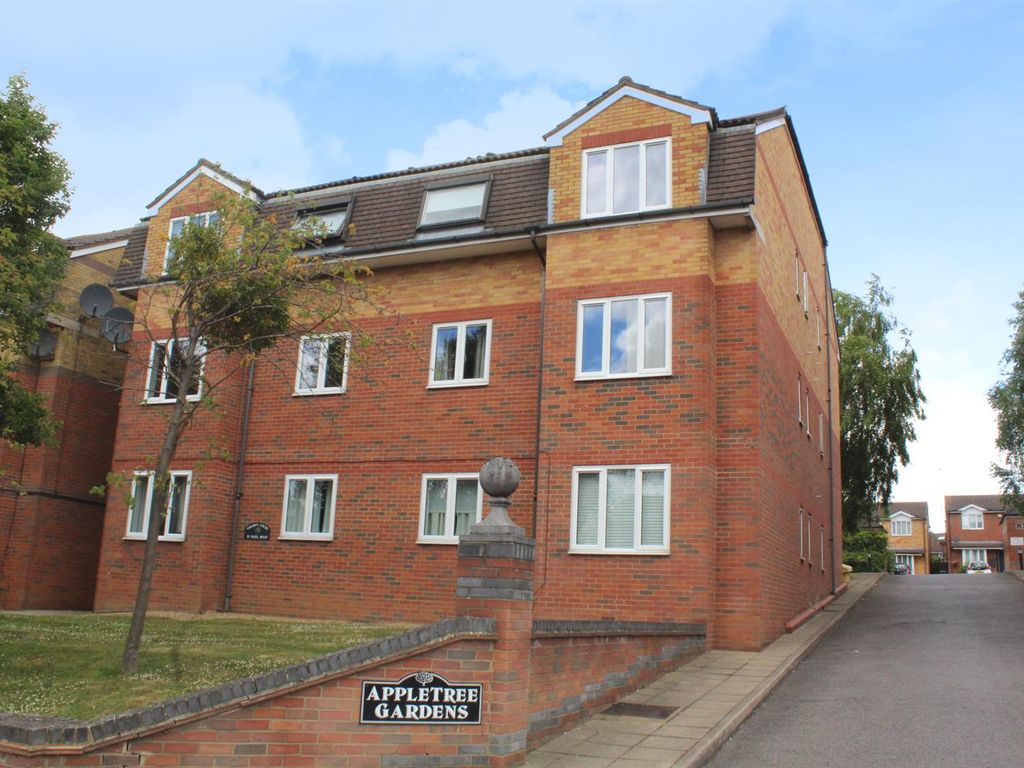 2 bed flat for sale in Park Road, Cockfosters, EN4 Zoopla