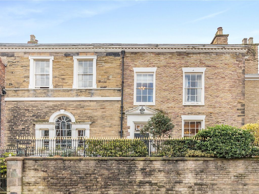 4 bed detached house for sale in Jordangate, Macclesfield, Cheshire