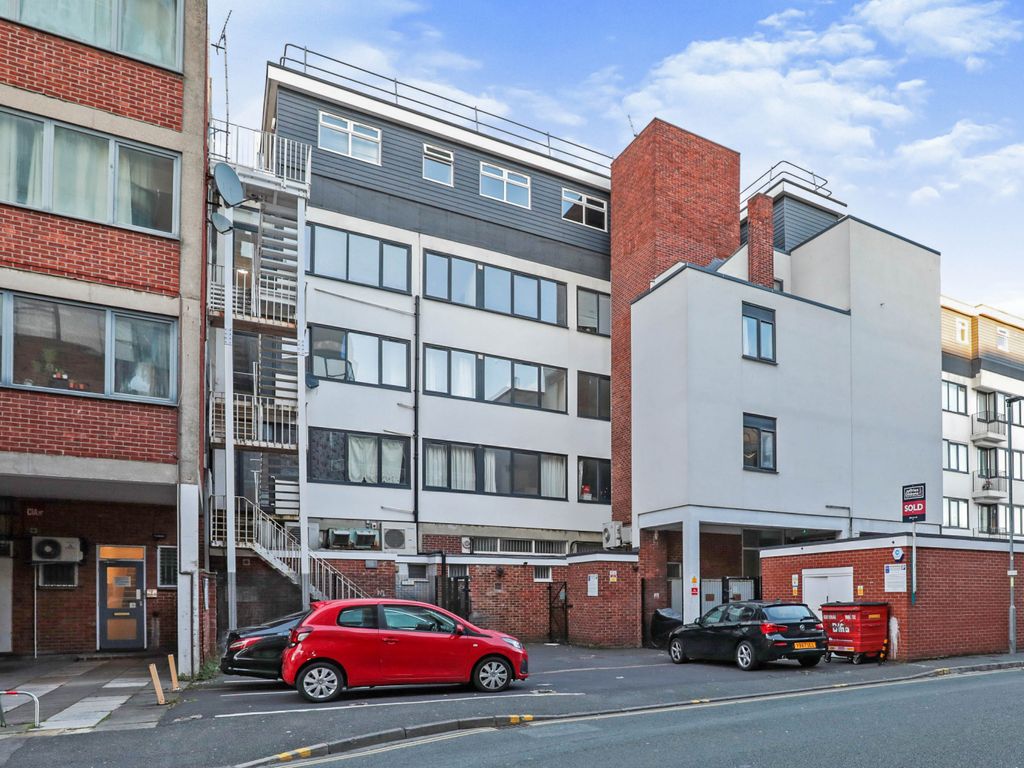1 bed flat for sale in Arundel House, Arundel Road, Portsmouth PO1 Zoopla