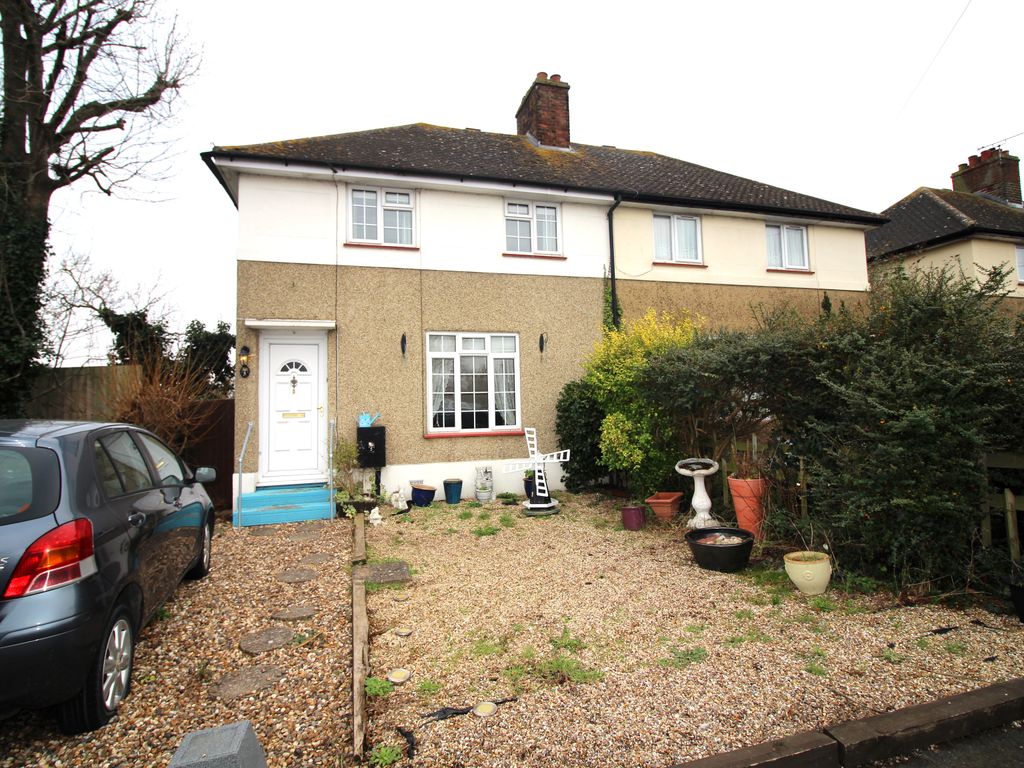 3 bed semidetached house for sale in Baker Street, Orsett, Grays RM16
