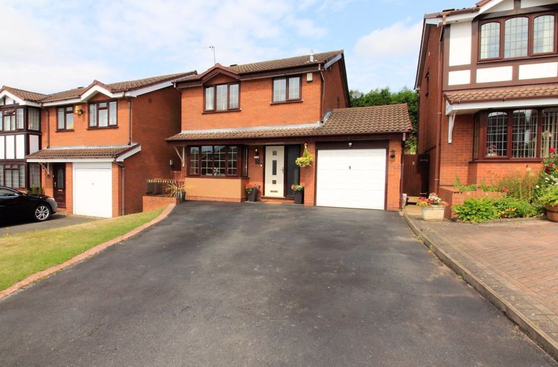 3 bed detached house for sale in Ludlow Way, Milking Bank, Dudley DY1