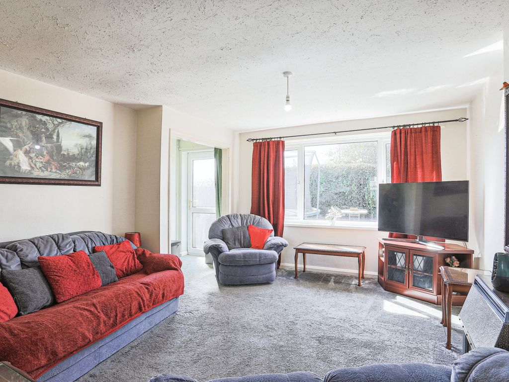 3 bed semidetached house for sale in Wigginton, York YO32, £280,000