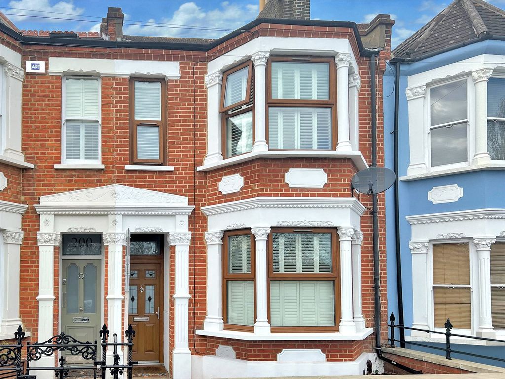 3 bed terraced house for sale in Lakedale Road, Plumstead Common
