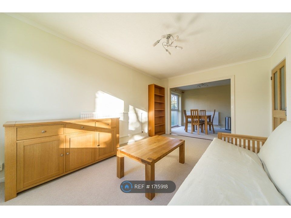 2 bed flat to rent in Mill Crescent, Tonbridge TN9 Zoopla