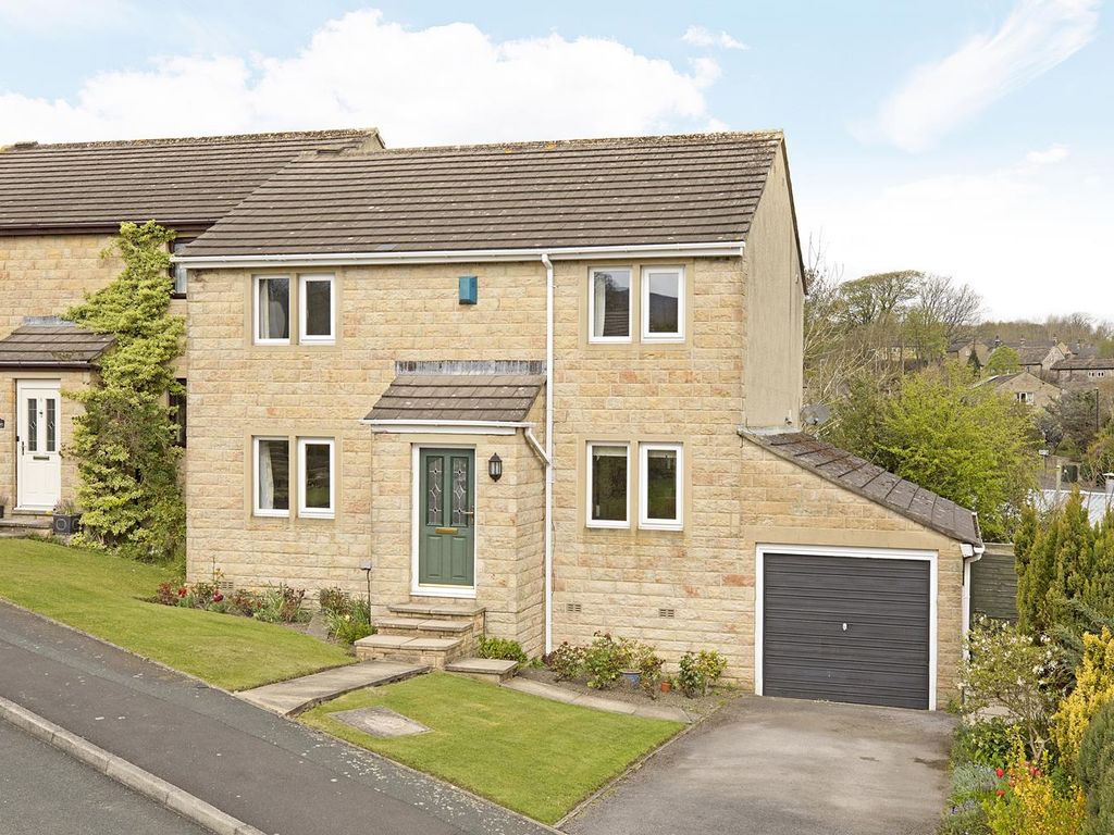 4 bed semidetached house for sale in Coppy Road, Addingham, Ilkley