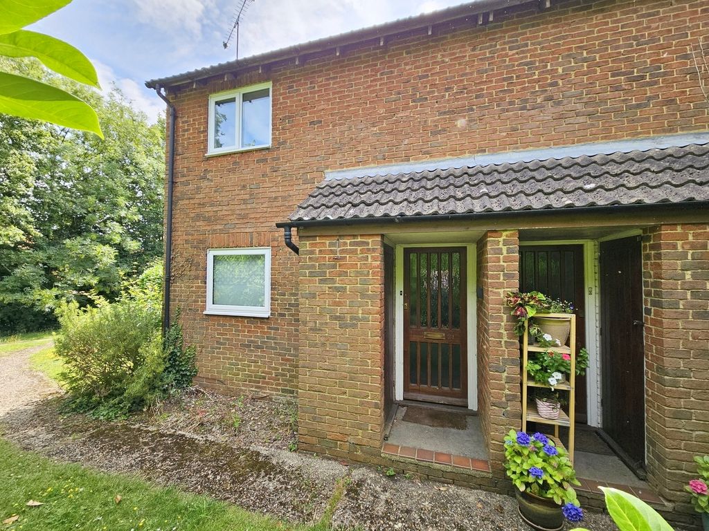 1 bed for sale in Watersfield Close, Lower Earley, Reading