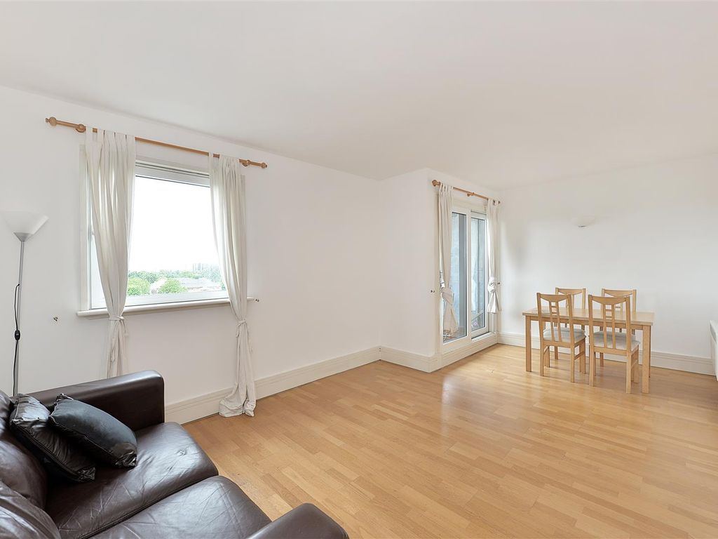 Cubitt Wharf Isle Of Dogs E14  