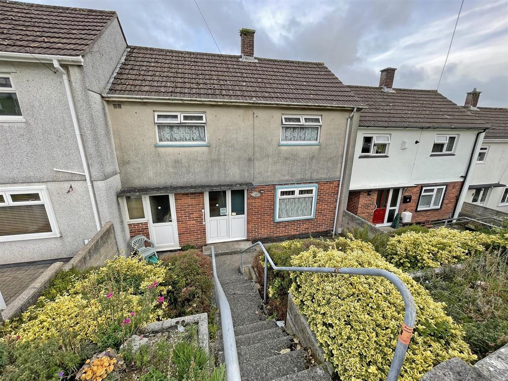Epping Crescent, Austin Farm, Plymouth PL6  