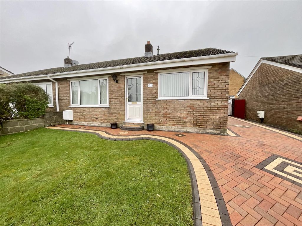 3 bed semidetached bungalow for sale in Pen Y Bryn, Swiss Valley