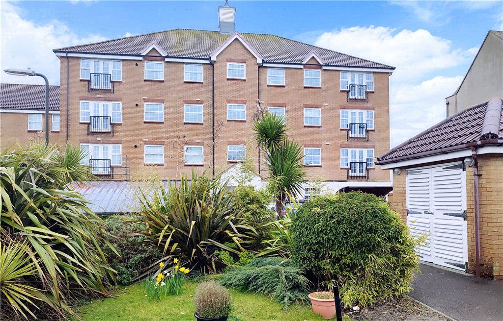 2 bed flat for sale in Hancock Way, ShorehamBySea, West Sussex BN43 Zoopla