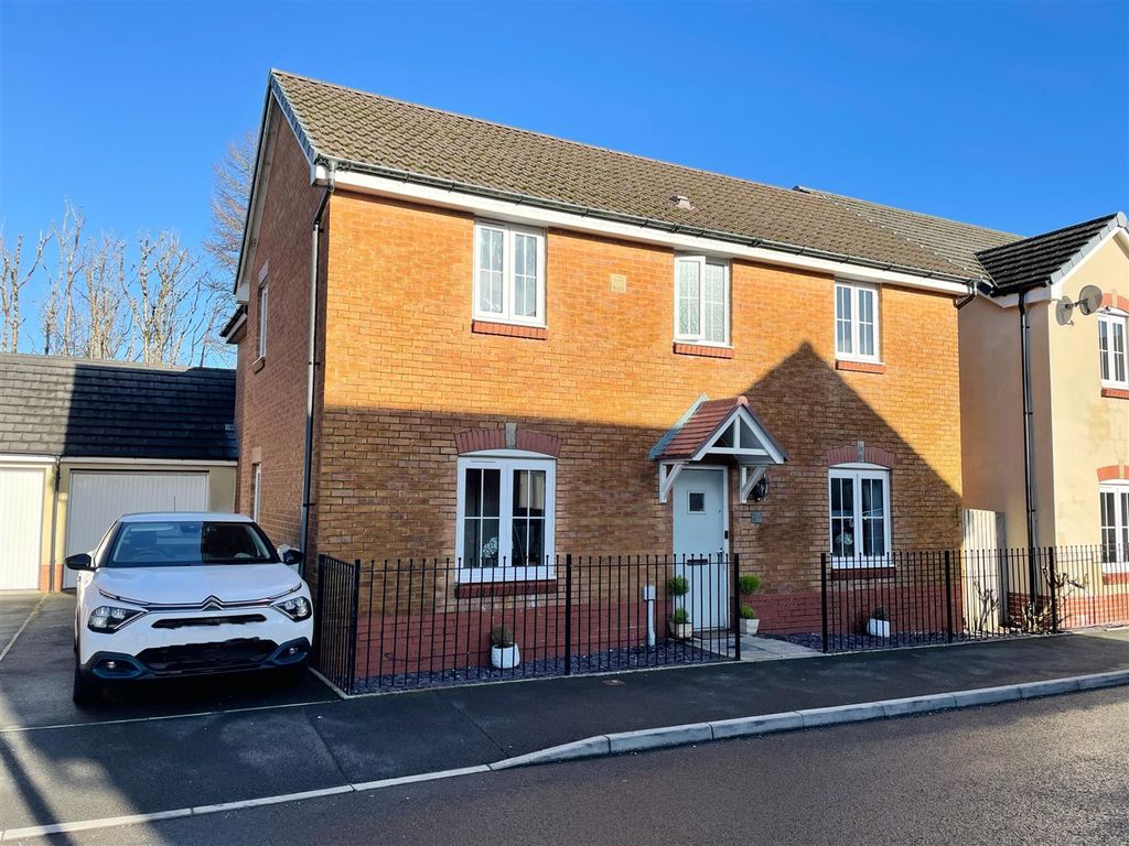 4 bed detached house for sale in Bryn Derwen, Tycoch, Swansea SA2 Zoopla