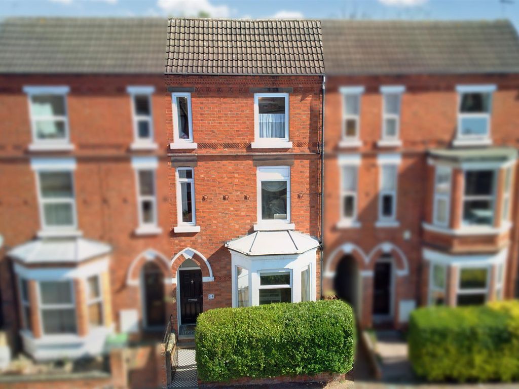 5 bed terraced house for sale in Imperial Road, Beeston, Nottingham NG9
