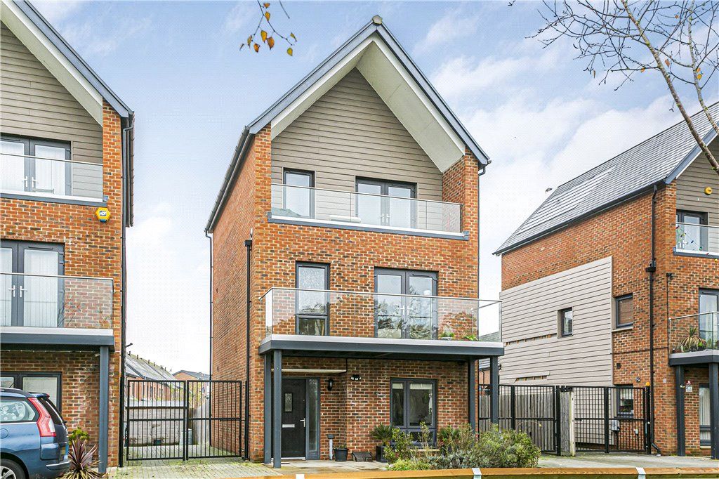 Jelley Way, Westfield GU22