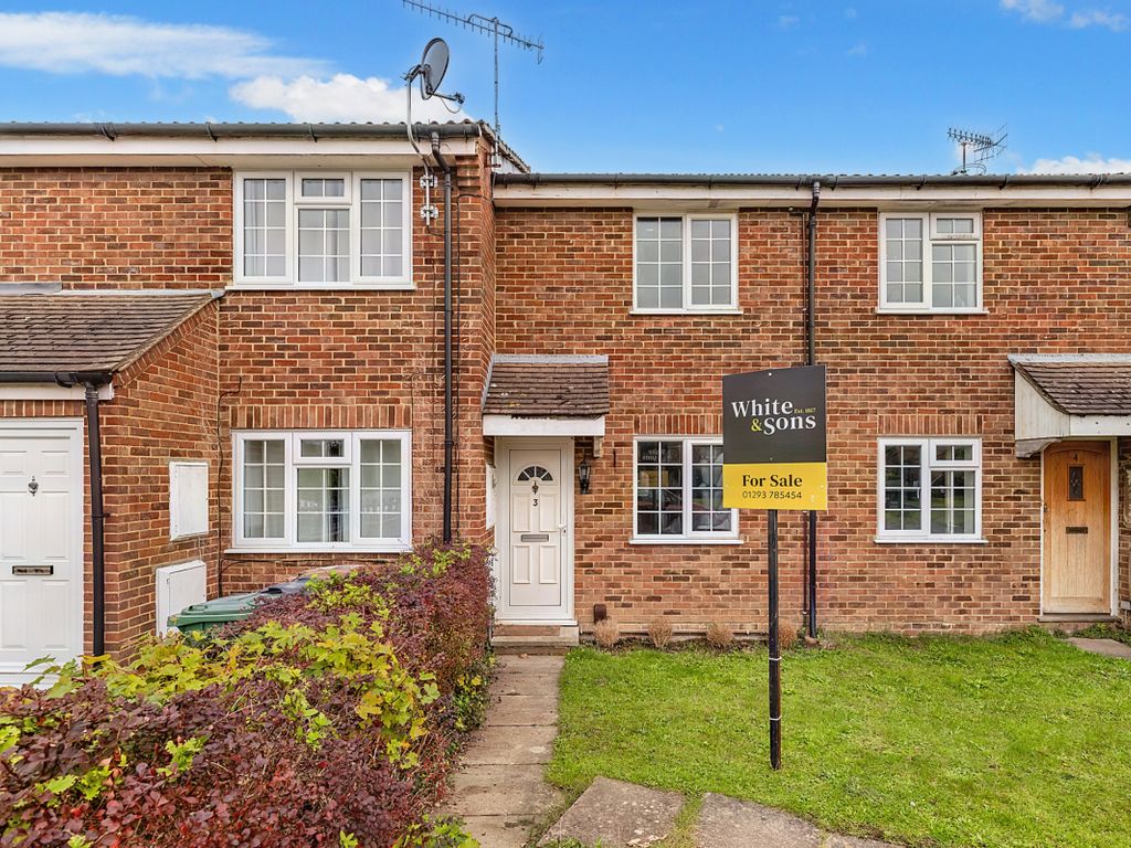 2 bed terraced house for sale in Fairstone Court, Tanyard Way, Horley