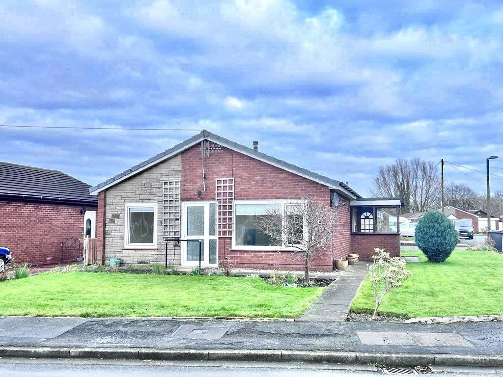 3 bed bungalow for sale in Grange Drive, Hoghton, Preston, Lancashire
