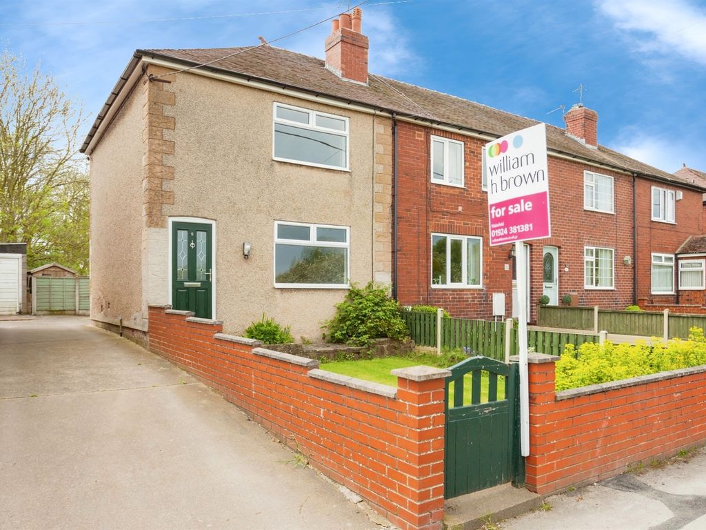2 bed end terrace house for sale in Fernside, Sharlston Common