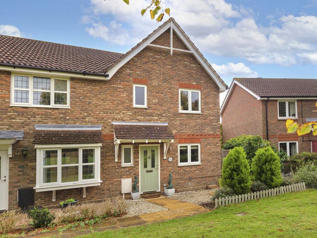 3 bed end terrace house for sale in Pippin Way, Kings Hill ME19, £