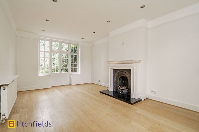 5 bed terraced house to rent in Hampstead Way, Hampstead Garden Suburb