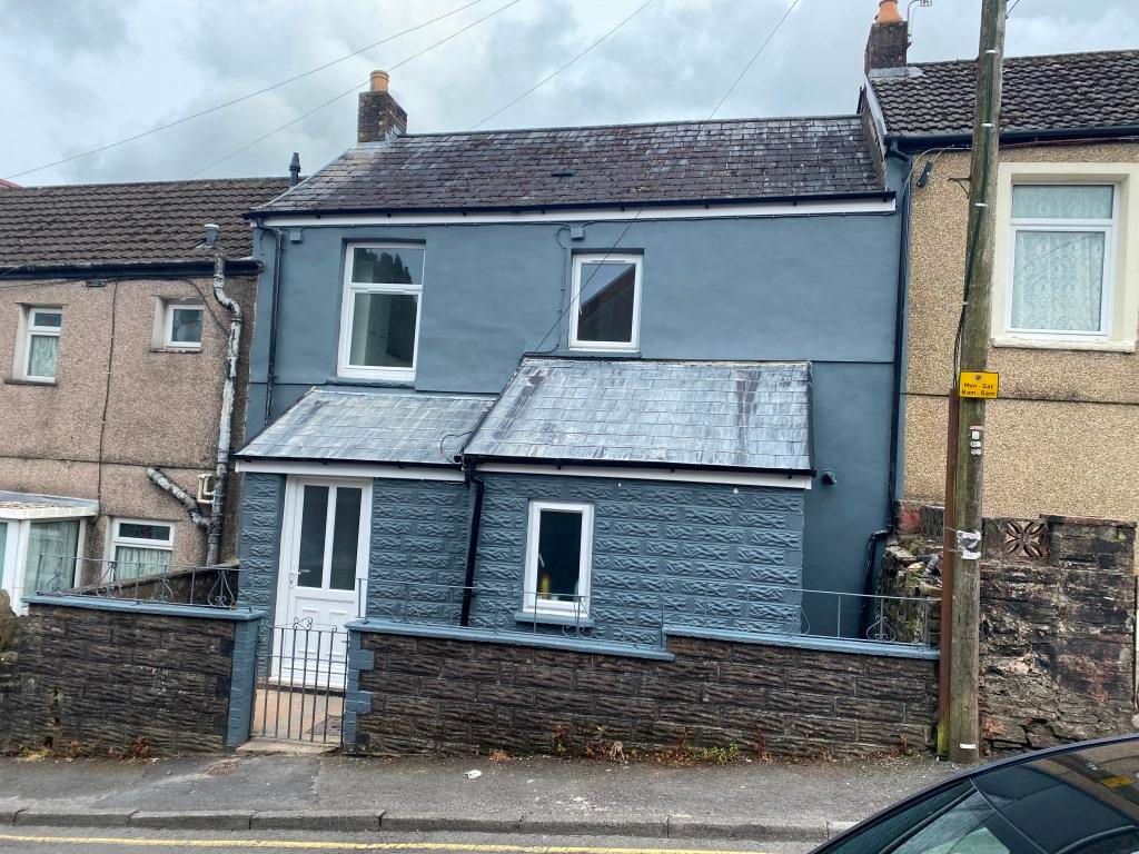 3 bed terraced house for sale in Cross Street, Penygraig, Tonypandy