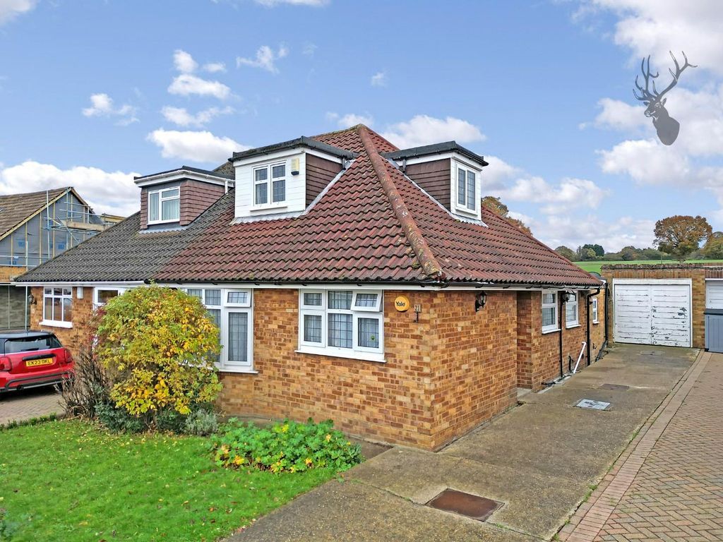 4 bed semidetached bungalow for sale in Alderwood Drive, Abridge