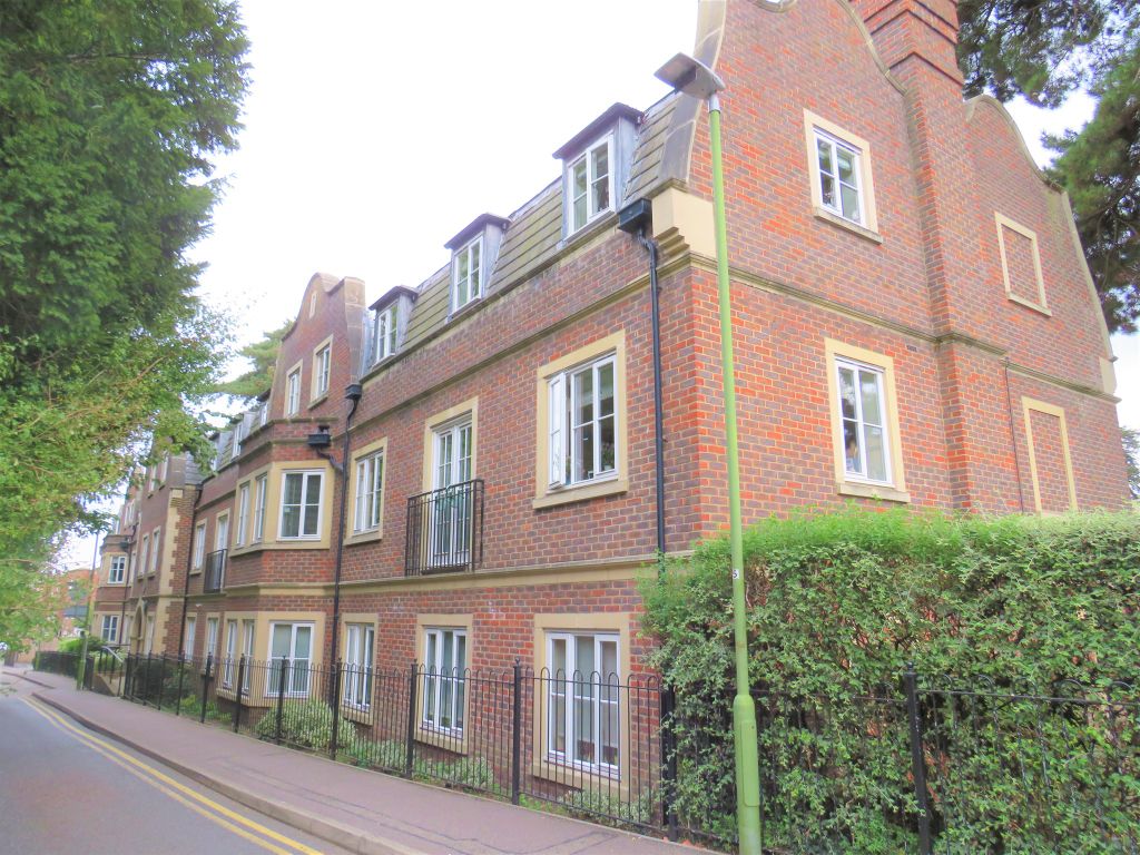 2 bed property for sale in Esdaile Lane, Hoddesdon EN11 Zoopla