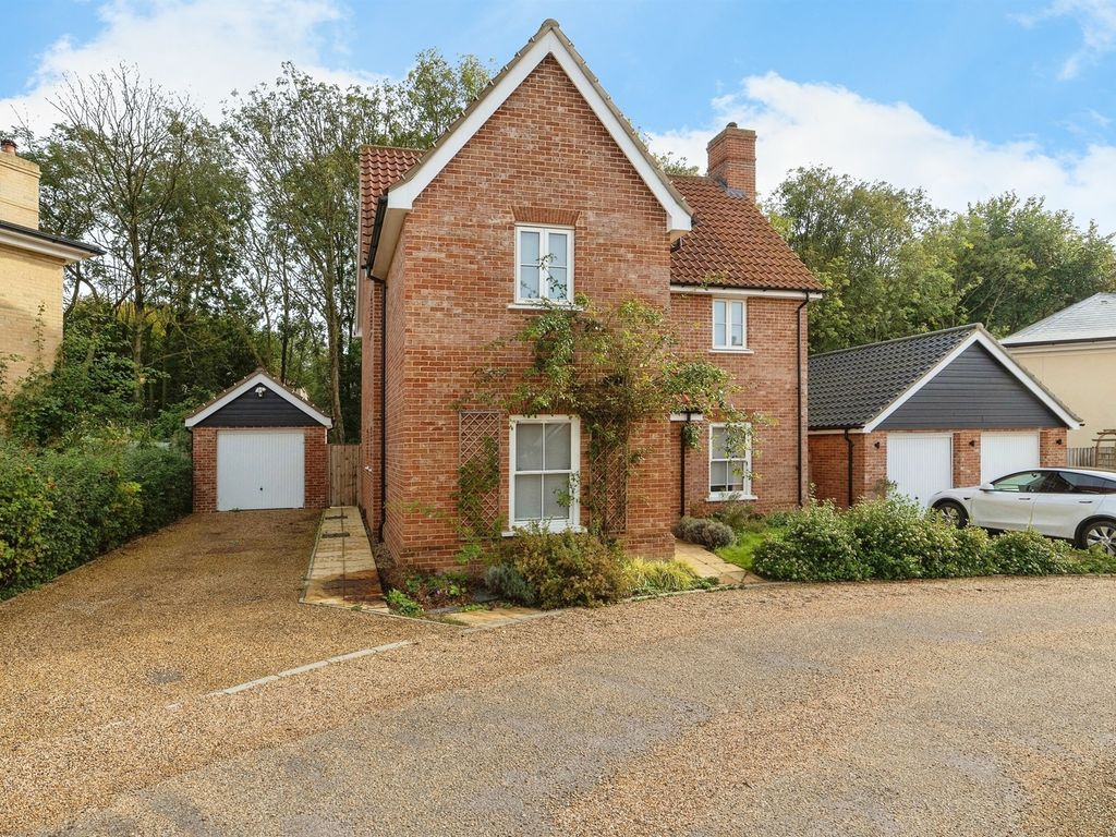 4 bed detached house for sale in The Glebe, Hockering, Dereham NR20, £425,000 Zoopla