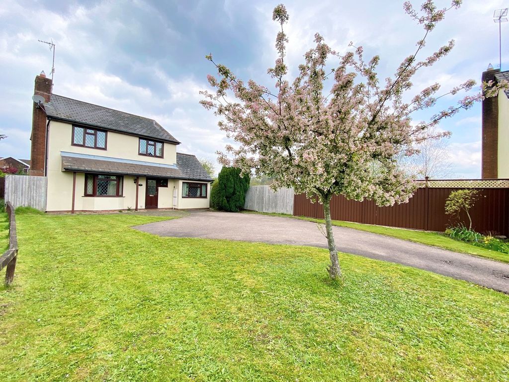 4 bed detached house for sale in Cambria Close, Caerleon, Newport NP18