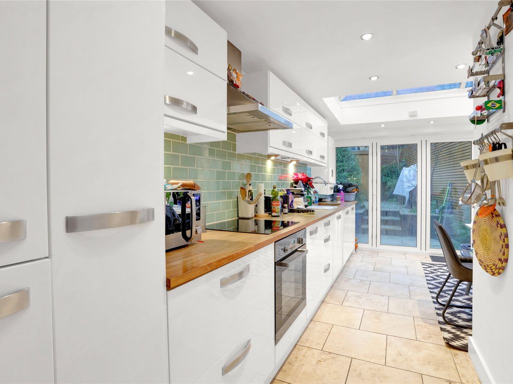 Waverley Road, Weybridge, Surrey KT13  