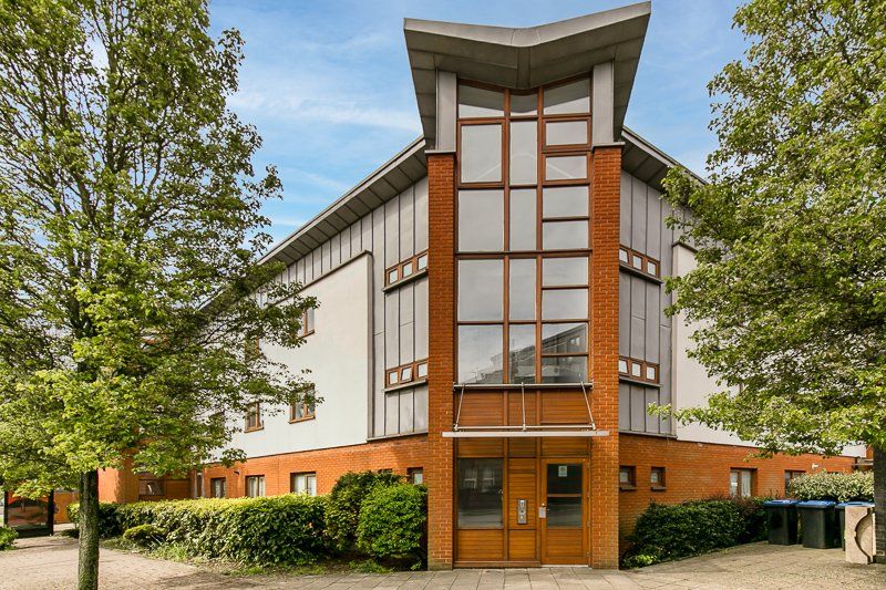 2 bed flat to rent in Winchelsea Road, London NW10 Zoopla