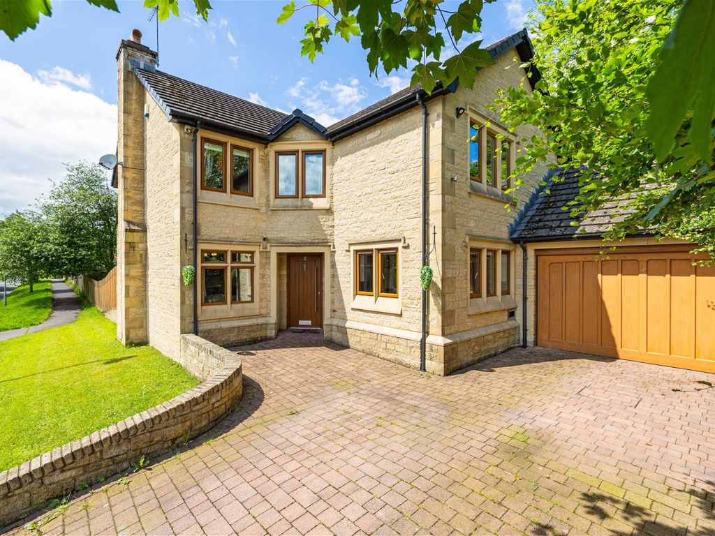 5 bed detached house for sale in Paton Street, Rochdale OL12, £450,000