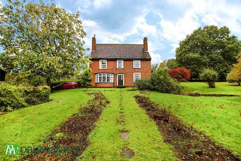 4 bed detached house to rent in Middle Street, Nazeing, Waltham Abbey